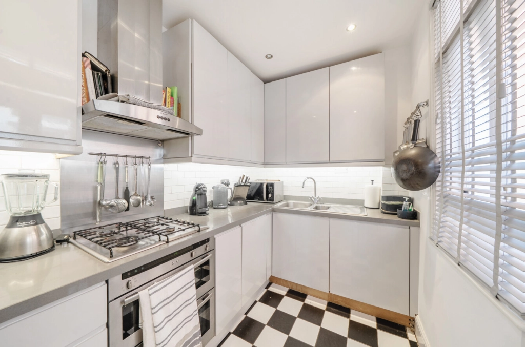 2 bedrooms apartments/flats for sale in Fordwych Road, West Hampstead Borders - NW2 view 5