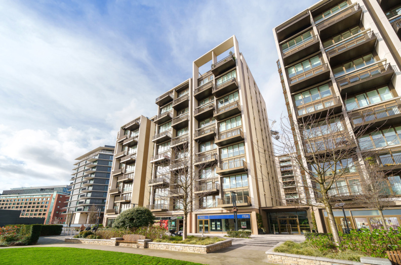 1 bedroom apartments/flats to sale in Fountain Park Way, White City-image 17