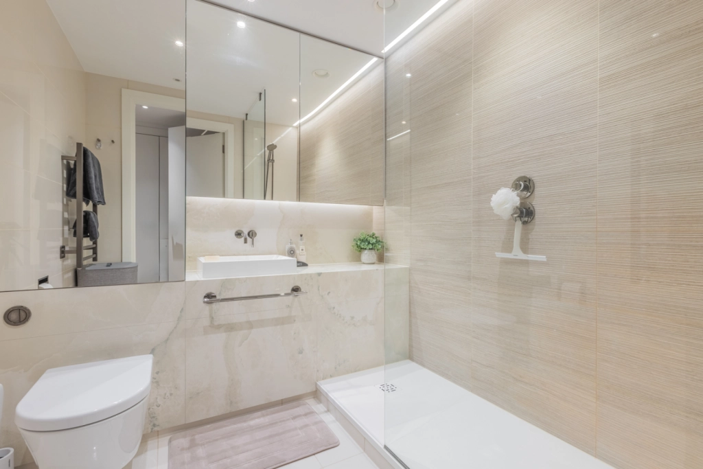 1 bedroom apartments/flats for sale in Fountain Park Way, White City - W12 view 6