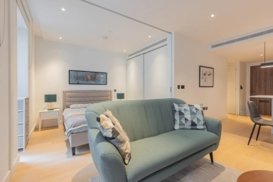 Fountain Park Way, White City - W12 view 9