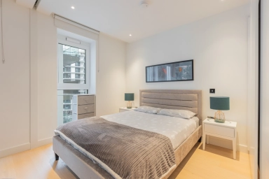 Fountain Park Way, White City - W12 view 4