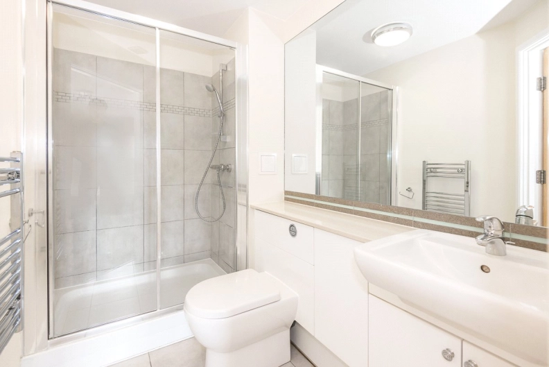 3 bedrooms apartments/flats for sale in Heritage Avenue, Beaufort Park, Colindale - NW9 view 11