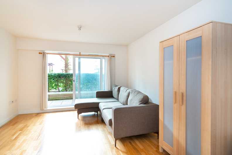 1 bedroom apartments/flats to sale in Arctic House, 3 Heritage Avenue, London-image 2