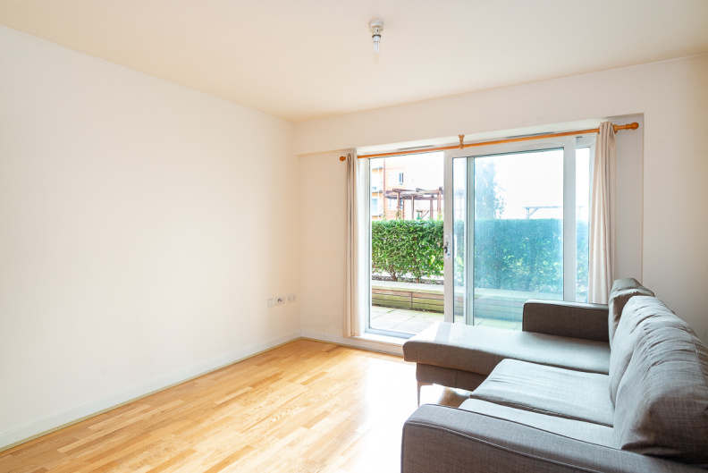 1 bedroom apartments/flats to sale in Arctic House, 3 Heritage Avenue, London-image 8