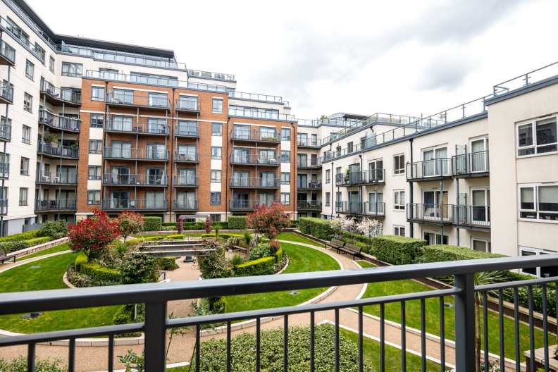 1 bedroom apartments/flats to sale in Heritage Avenue, Beaufort Park, Colindale-image 8