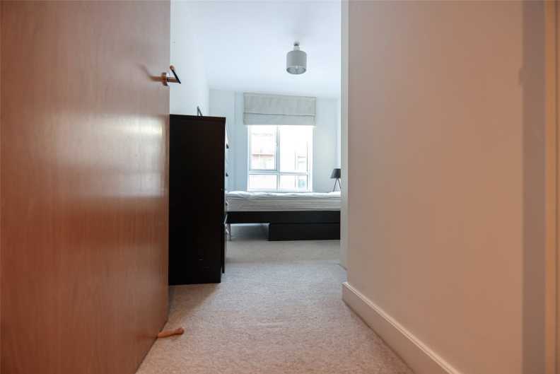 1 bedroom apartments/flats to sale in Heritage Avenue, Beaufort Park, Colindale-image 19