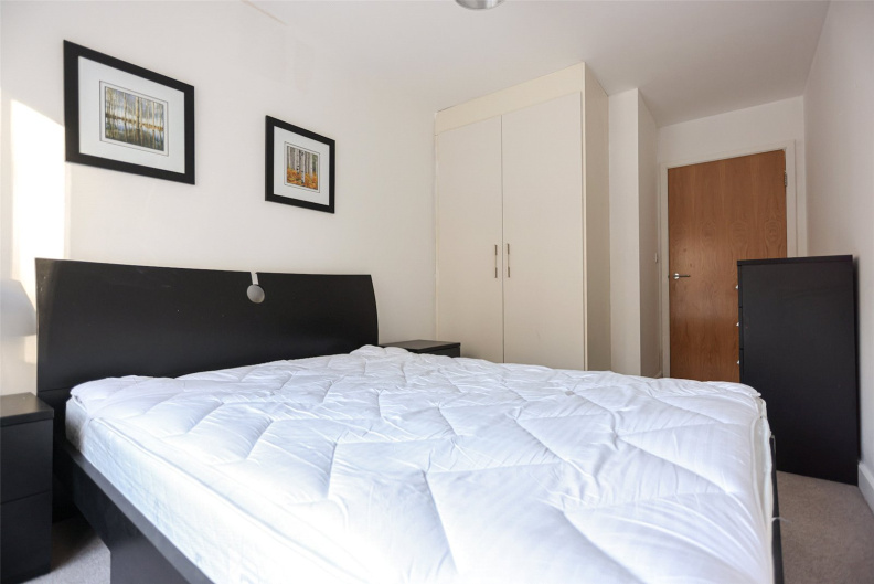 1 bedroom apartments/flats to sale in Heritage Avenue, Beaufort Park, Colindale-image 9