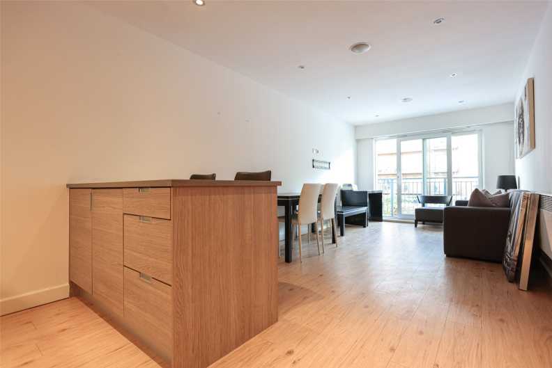 1 bedroom apartments/flats to sale in Heritage Avenue, Beaufort Park, Colindale-image 11