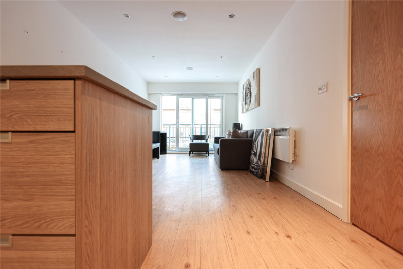 1 bedroom apartments/flats to sale in Heritage Avenue, Beaufort Park, Colindale-image 12
