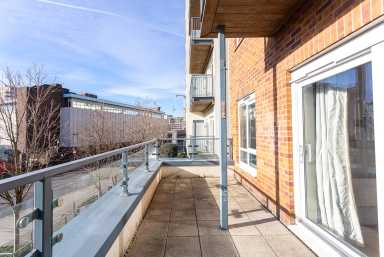Curtiss House, 27 Heritage Avenue, Colindale - NW9 view 3