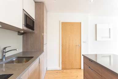 Curtiss House, 27 Heritage Avenue, Colindale - NW9 view 11