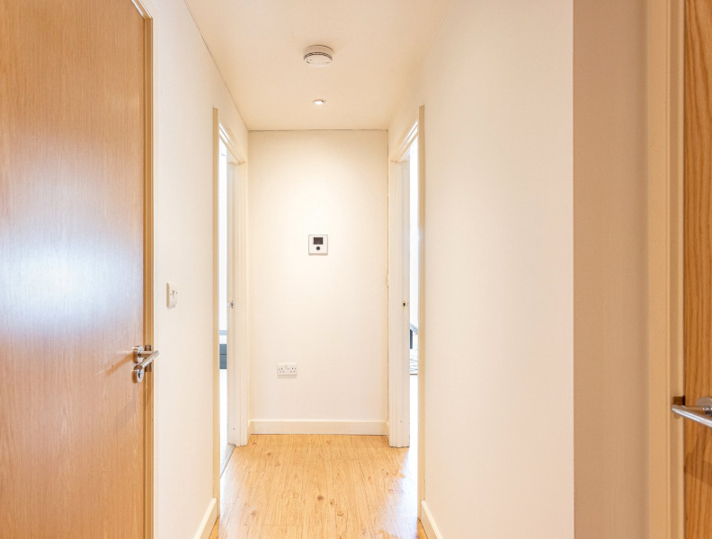 1 bedroom apartments/flats to sale in Curtiss House, 27 Heritage Avenue, Colindale-image 15