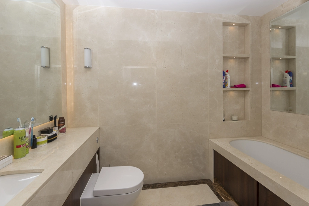 2 bedrooms apartments/flats for sale in Kew Bridge Road, Brentford - TW8 view 13