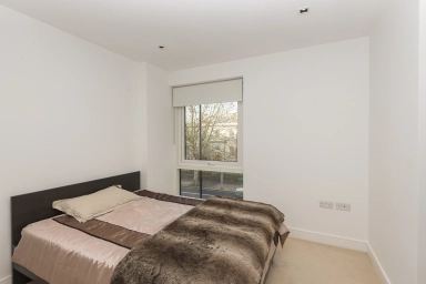 Kew Bridge Road, Brentford TW8 image 4