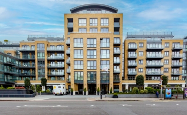 Kew Bridge Road, Brentford - TW8 view 2
