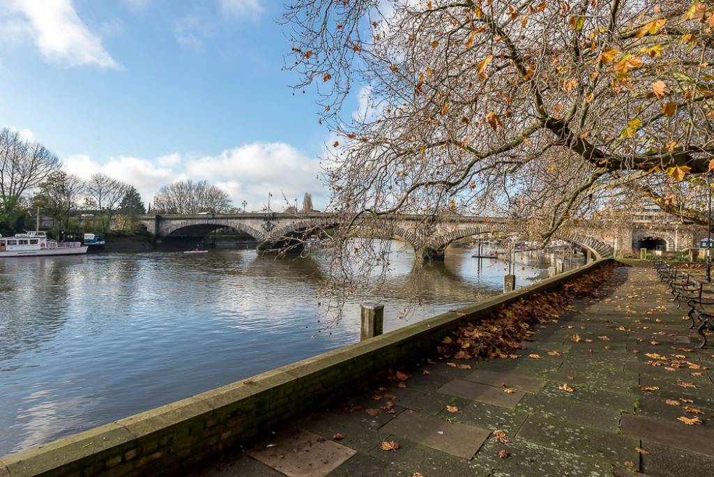 2 bedrooms apartments/flats for sale in Kew Bridge Road, Brentford - TW8 view 20