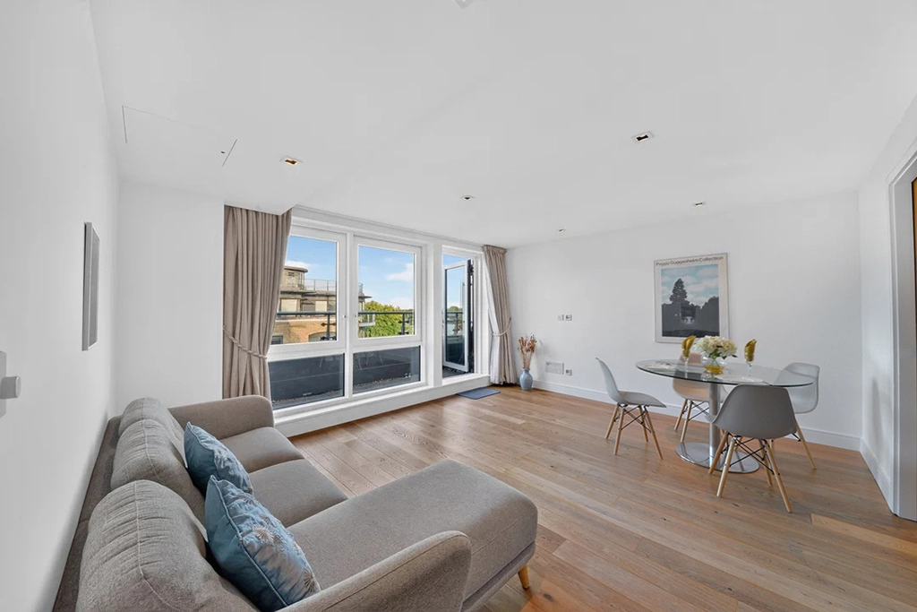2 bedrooms apartments/flats for sale in Kew Bridge Road, Brentford - TW8 view 15