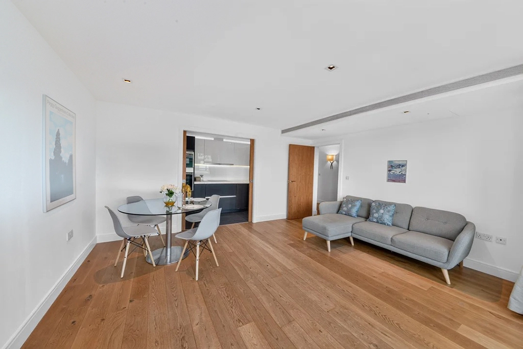 2 bedrooms apartments/flats for sale in Kew Bridge Road, Brentford - TW8 view 9