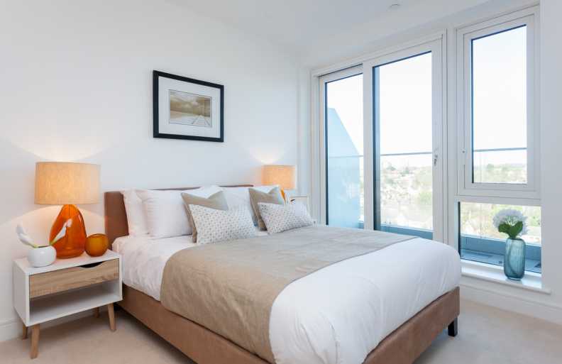 3 bedrooms apartments/flats to sale in Longfield Avenue, Ealing-image 8