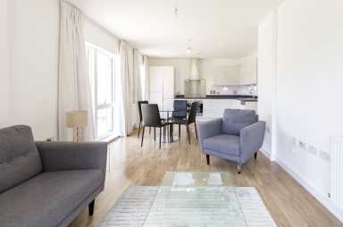 Magellan Boulevard, Gallions Reach E16 image 10