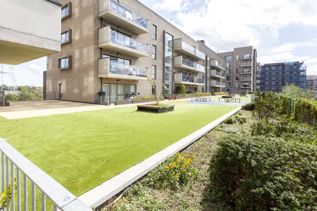 2 bedrooms apartments/flats for sale in Magellan Boulevard, Gallions Reach - E16 view 8