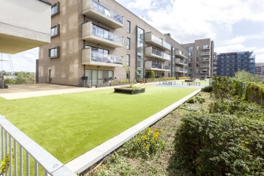 Magellan Boulevard, Gallions Reach - E16 view 8