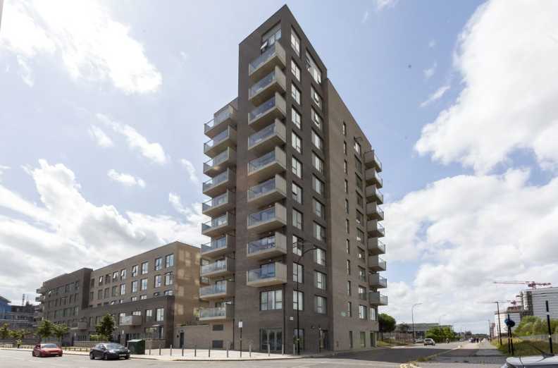 2 bedrooms apartments/flats to sale in Magellan Boulevard, Gallions Reach-image 7