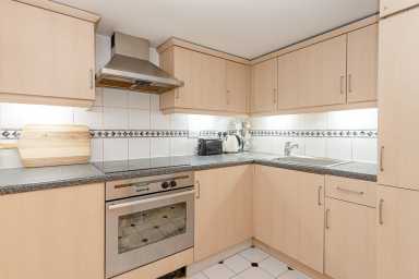 Prescot Street, London - E1 view 4