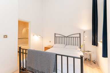 Prescot Street, London - E1 view 10