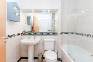 Prescot Street, London - E1 view 7