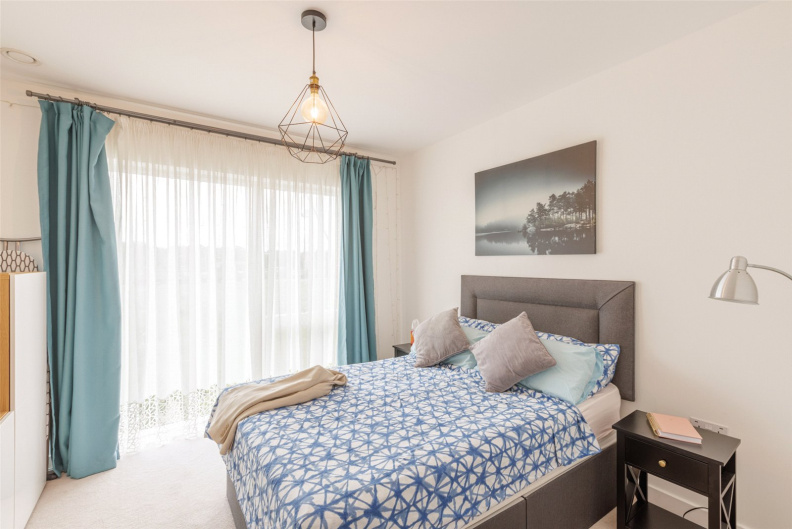 1 bedroom apartments/flats for sale in Thonrey Close, Colindale Gardens, Colindale - NW9 view 6