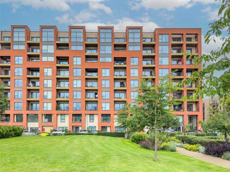1 bedroom apartments/flats to sale in Thonrey Close, Colindale Gardens, Colindale-image 8