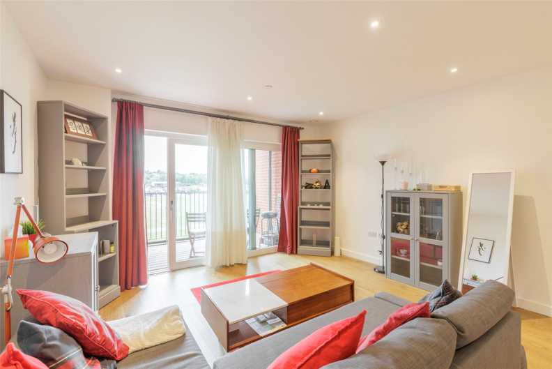 1 bedroom apartments/flats to sale in Thonrey Close, Colindale Gardens, Colindale-image 5