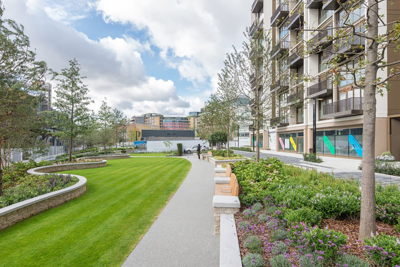 1 bedroom apartments/flats to sale in Fountain Park Way, White City-image 1