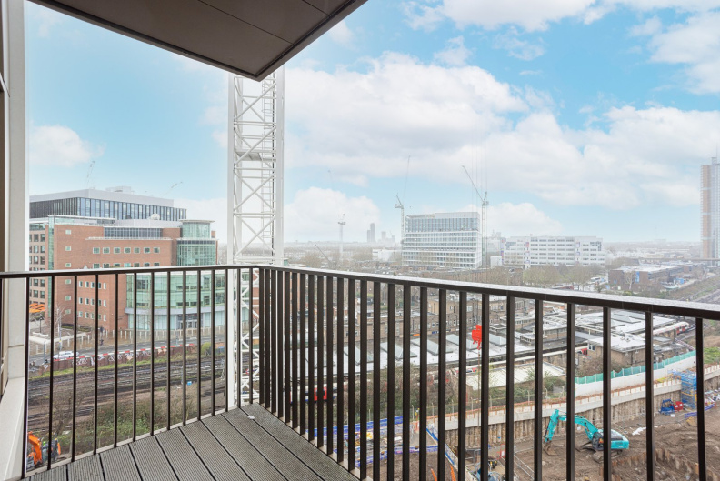 1 bedroom apartments/flats to sale in Fountain Park Way, White City-image 5