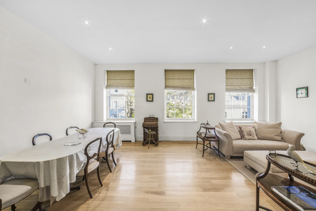 2 bedrooms apartments/flats for sale in Wilton Terrace, Belgravia - SW1X view 15
