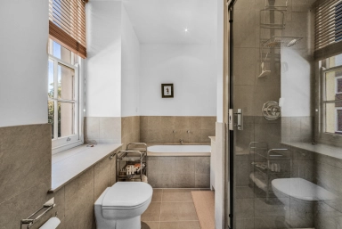 Wilton Terrace, Belgravia - SW1X view 8