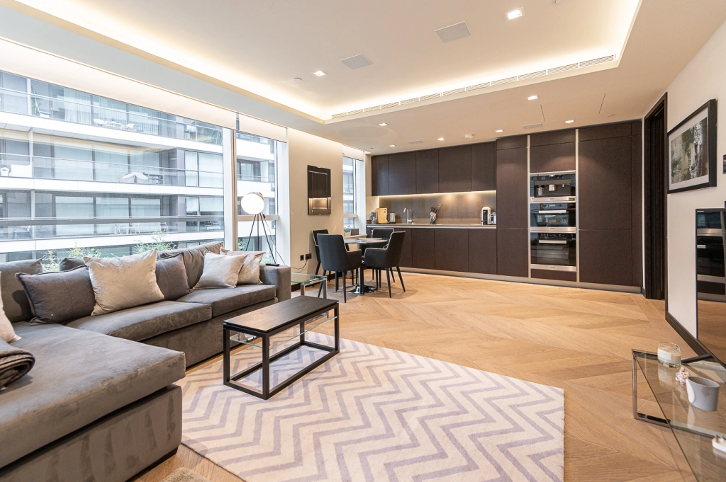 1 bedroom apartments/flats for sale in Earls Way, Tower Bridge - SE1 view 2