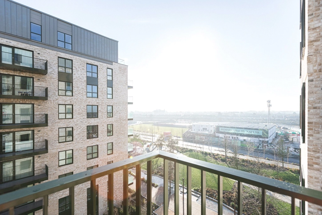 1 bedroom apartments/flats for sale in Cedrus Avenue, Southall - UB1 view 9