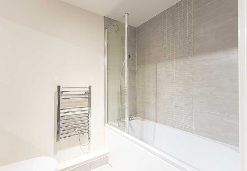 1 bedroom apartments/flats to sale in Heritage Avenue, London-image 4