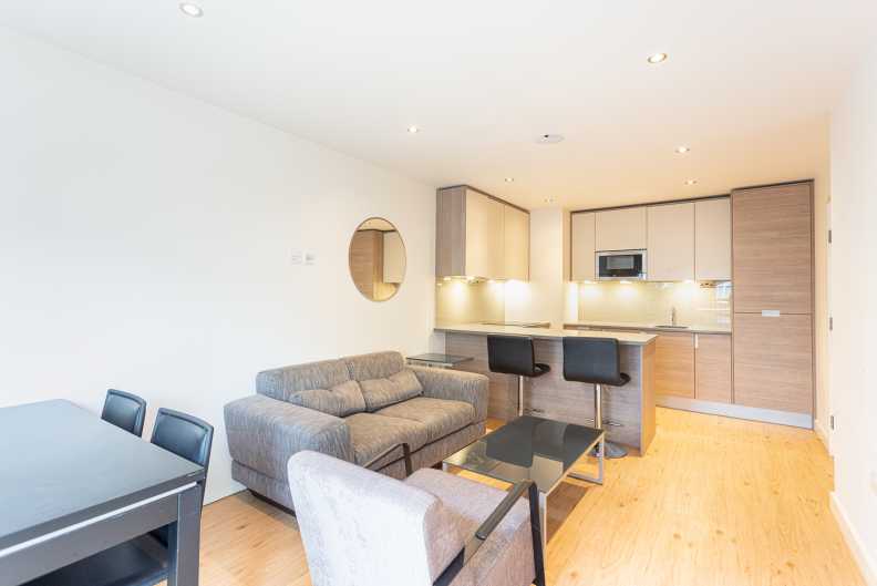 1 bedroom apartments/flats to sale in Heritage Avenue, London-image 6