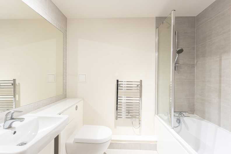 1 bedroom apartments/flats to sale in Heritage Avenue, London-image 14