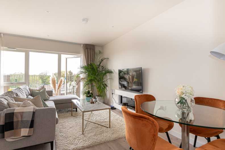 1 bedroom apartments/flats to sale in Bittacy Hill, Millbrook Park, Mill Hill, London-image 3
