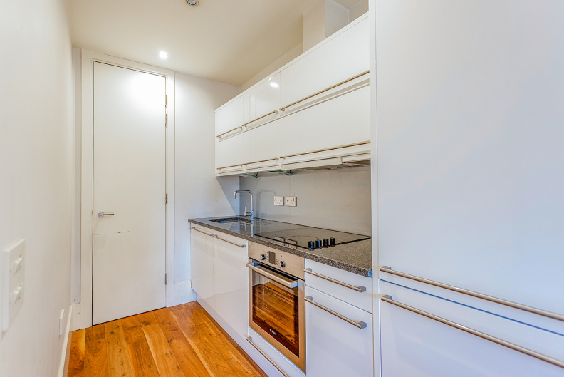 1 bedroom apartments/flats to sale in Theobalds Road, Holborn-image 3