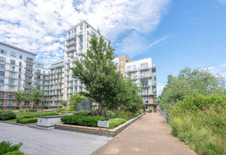 1 bedroom apartments/flats to sale in Seven Sea Gardens, Poplar-image 7