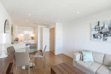 Seven Sea Gardens, Poplar, E3