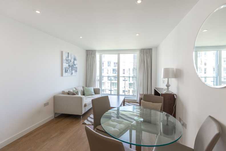 1 bedroom apartments/flats to sale in Seven Sea Gardens, Poplar, London-image 2