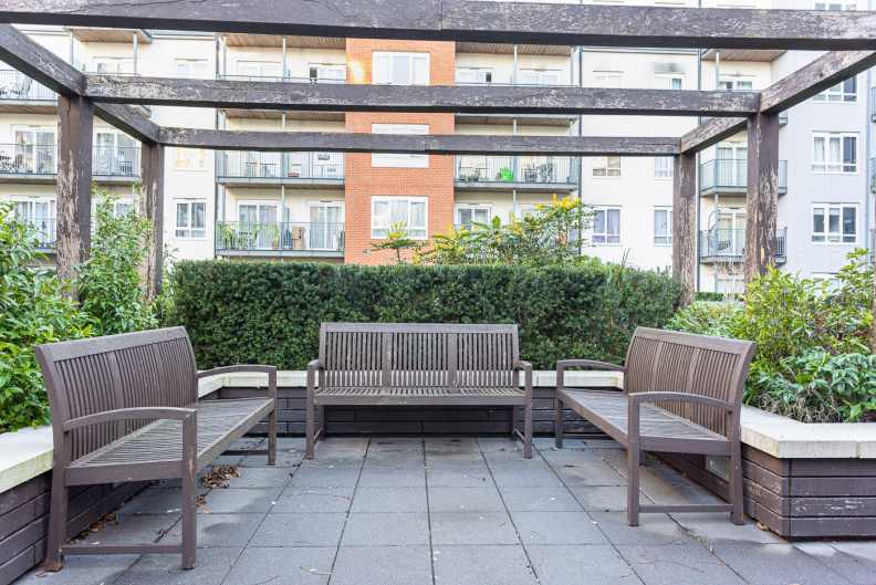 2 bedrooms apartments/flats to sale in Ellyson House, 4 East Drive, London-image 15