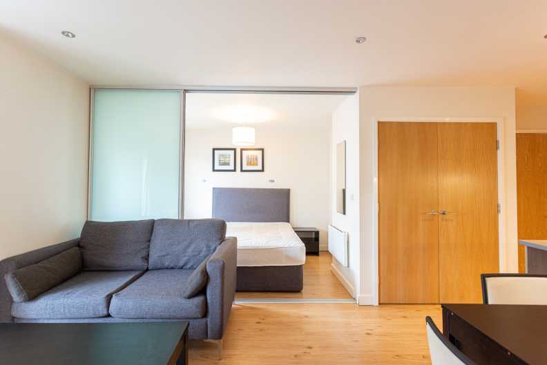 Studio apartments/flats to sale in Heritage Avenue, London-image 2