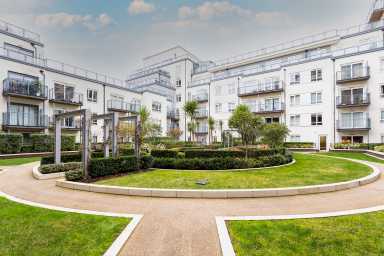 Heritage Avenue, London - NW9 view 17